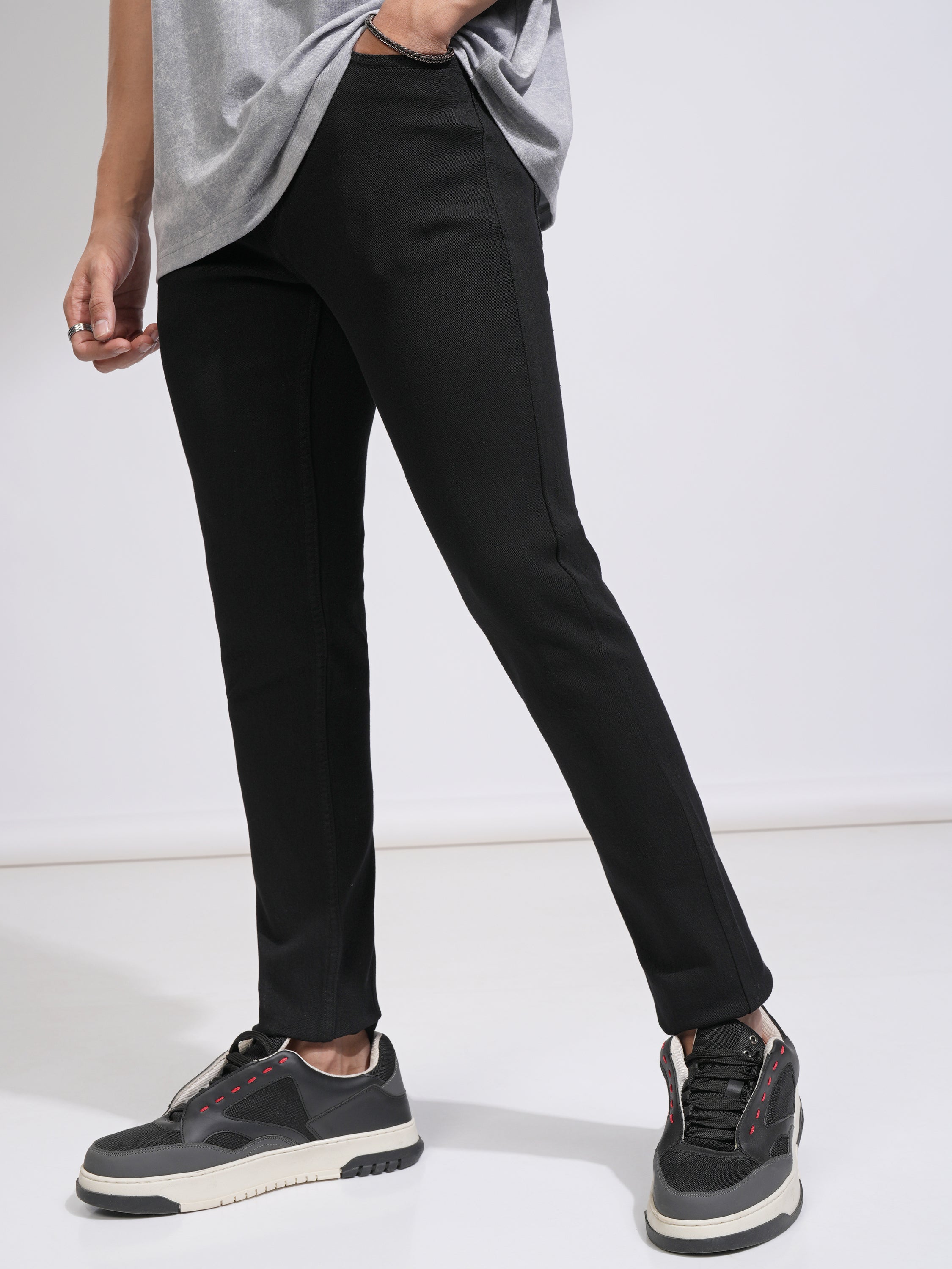 Highlander Men Black Skinny Fit Stretchable Jeans - Black - Image 4