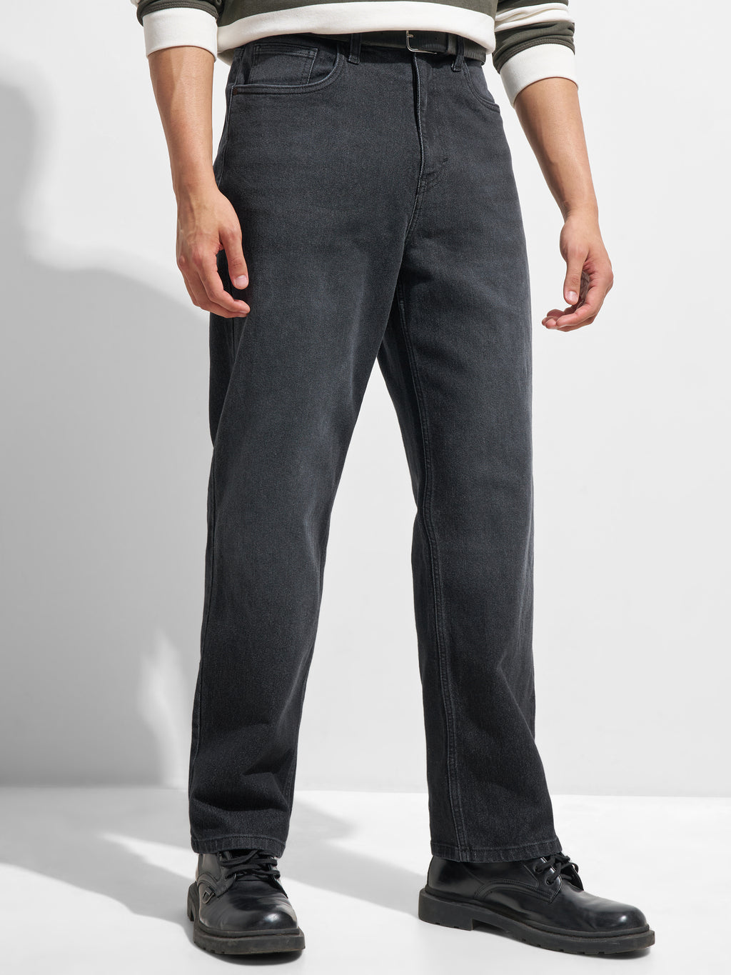 Purple By Highlander Men Black Straight Fit Stretchable Jeans