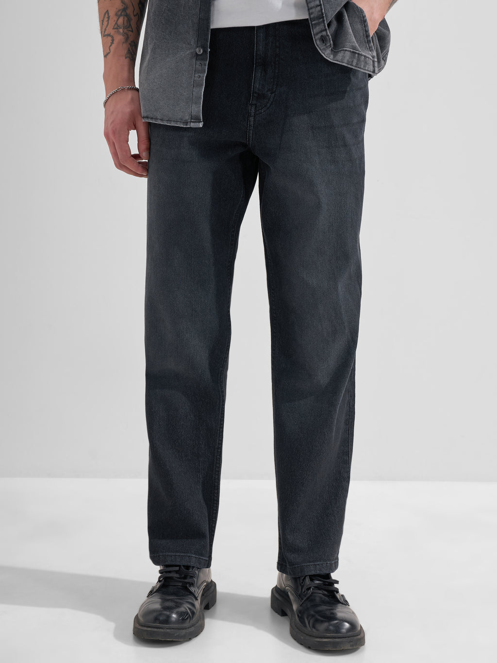 Highlander Men Black Relaxed Fit Stretchable Jeans