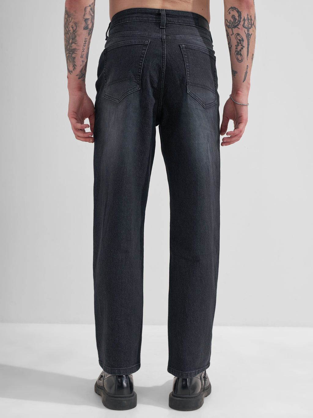 Highlander Men Black Relaxed Fit Stretchable Jeans