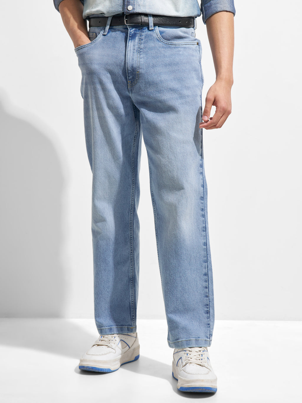 Highlander Men Blue Straight Fit Stretchable Jeans