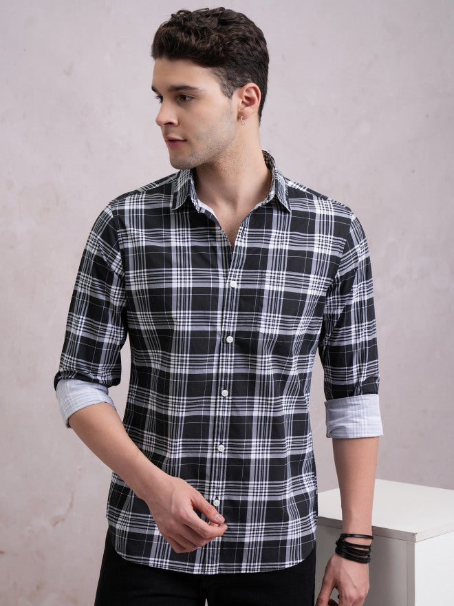 Highlander Men Black Checked Slim Fit Casual Shirt - Black - Image 1