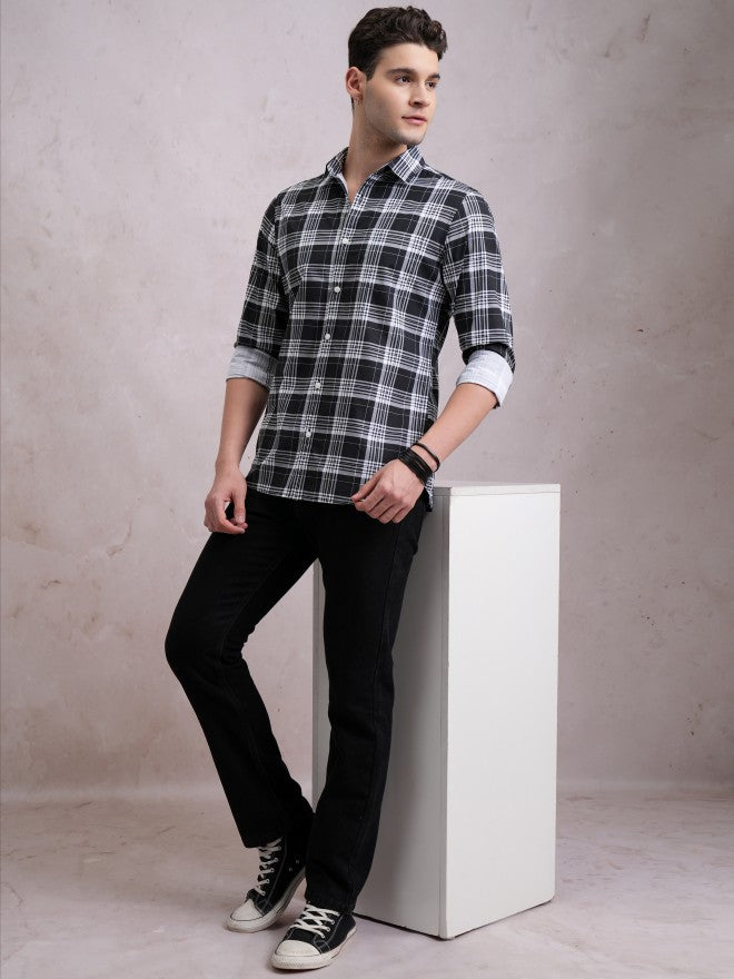Highlander Men Black Checked Slim Fit Casual Shirt - Black - Image 2