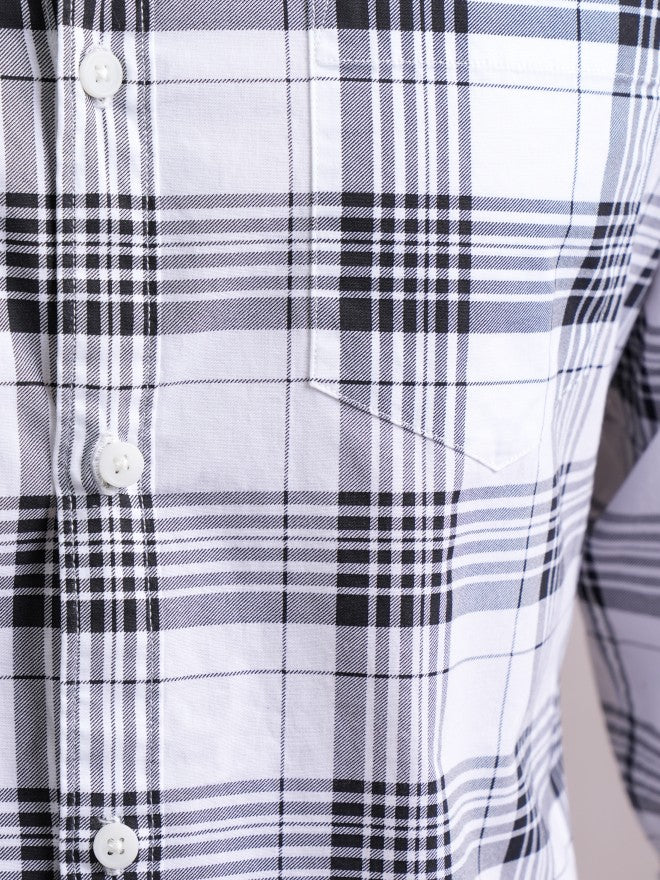 Highlander Men White Checked Slim Fit Casual Shirt - White - Image 7
