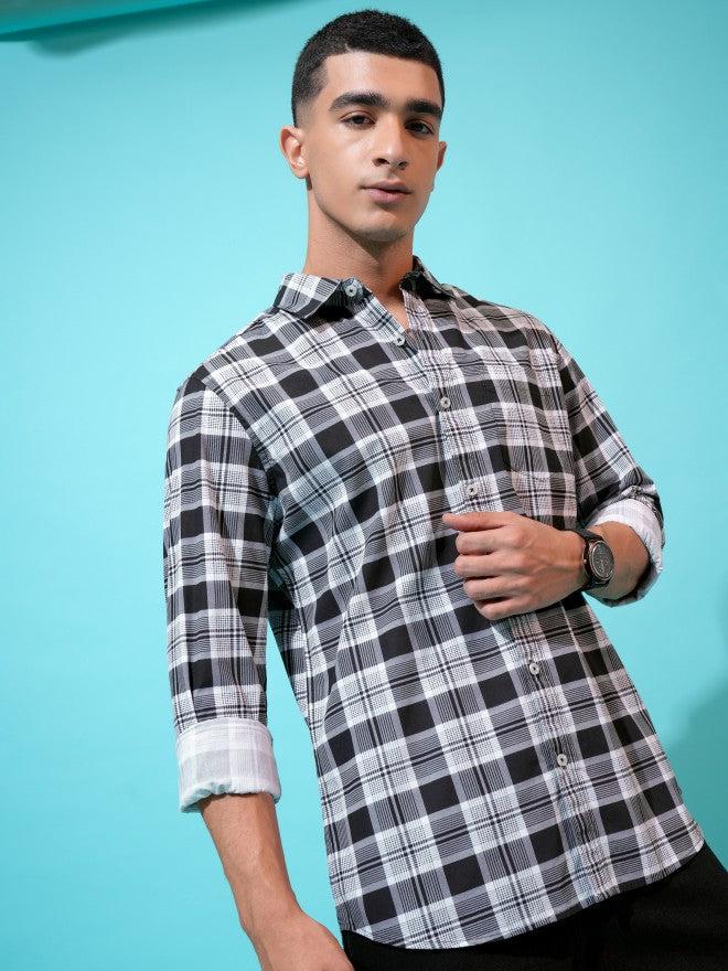 Highlander Men Black Checked Slim Fit Casual Shirt - Black - Image 6