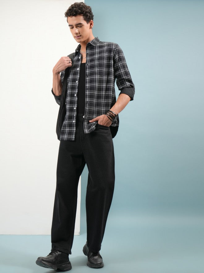 Highlander Men Black Tartan Checks Slim Fit Casual Shirt - Black - Image 2