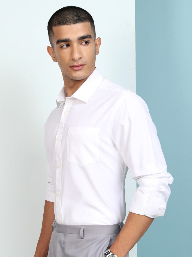 Highlander Men White Solid Slim Fit Casual Shirt - White - Image 4