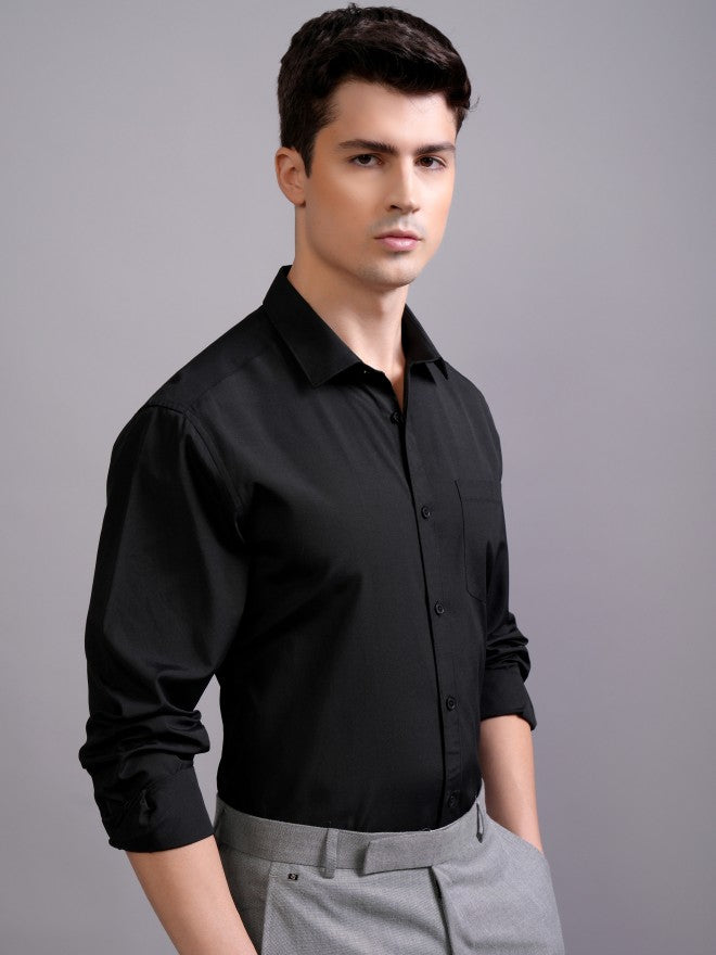 Highlander Men Black Solid Slim Fit Casual Shirt - Black - Image 6
