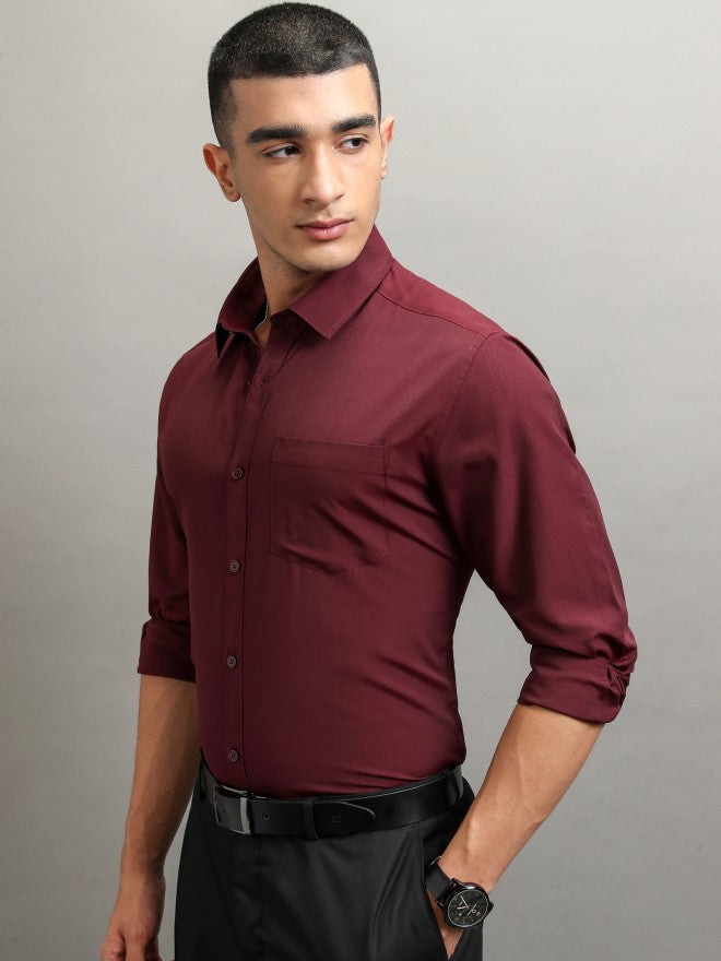 Highlander Men Burgundy Solid Slim Fit Casual Shirt - Burgundy - Image 4