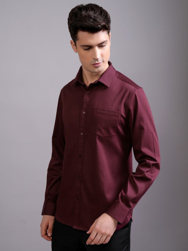 Highlander Men Burgundy Solid Slim Fit Casual Shirt - Burgundy - Image 4