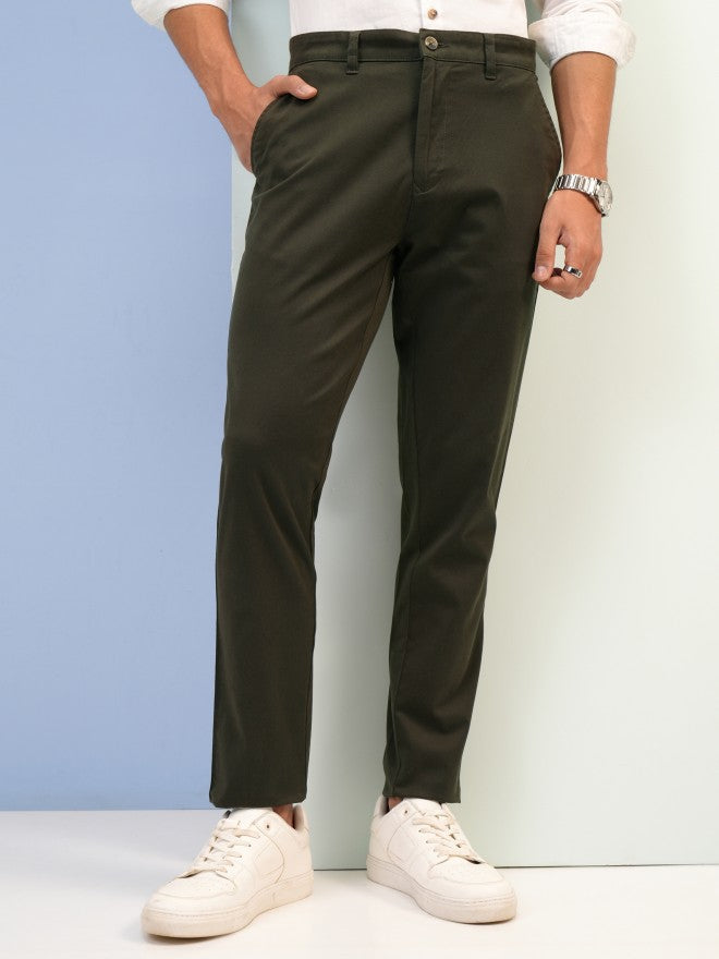 Highlander Men Green Tapered Fit Solid Chinos - Green - Image 1