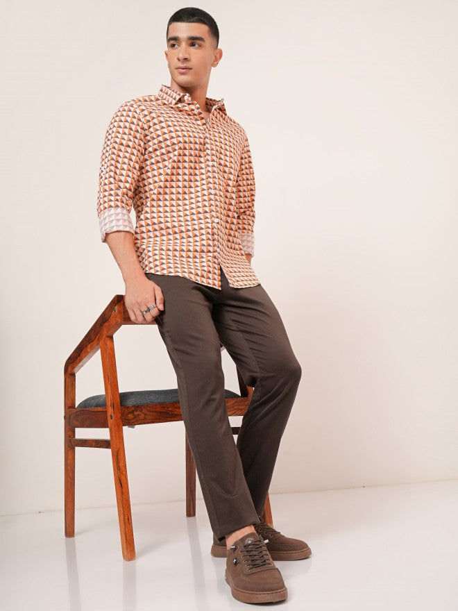 Highlander Men Brown Tapered Fit Solid Chinos - Brown - Image 2