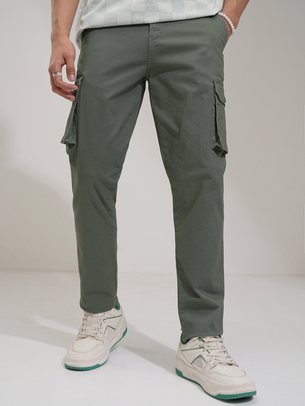 Purple By Highlander Men Green Regular Fit Solid Cargo - Green - Image 4
