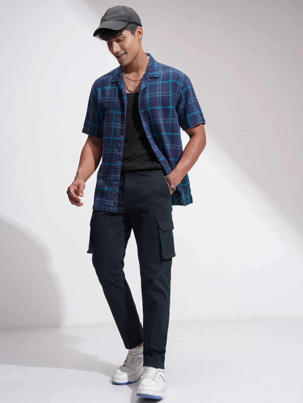 Purple By Highlander Men Blue Slim Fit Solid Cargo - Blue - Image 2