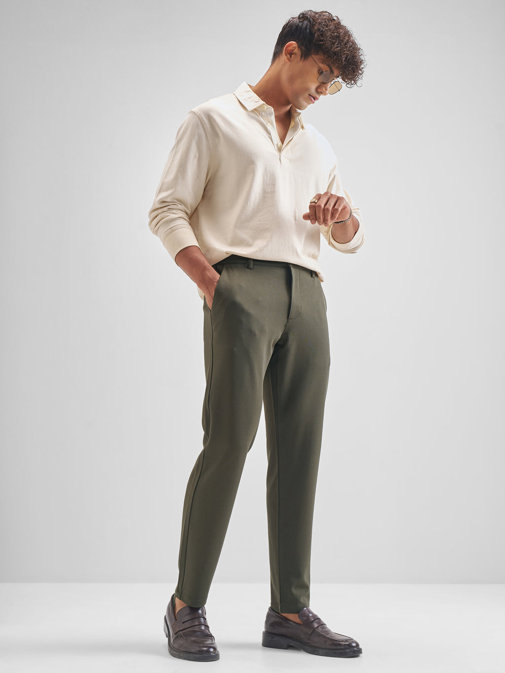 Purple By Highlander Men Green Tapered Fit Solid Chinos - Green - Image 2