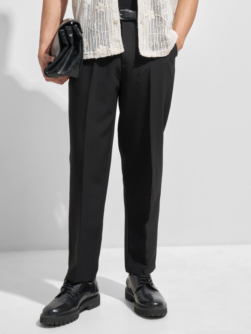 Purple By Highlander Men Black Tapered Fit Solid Korean Pant