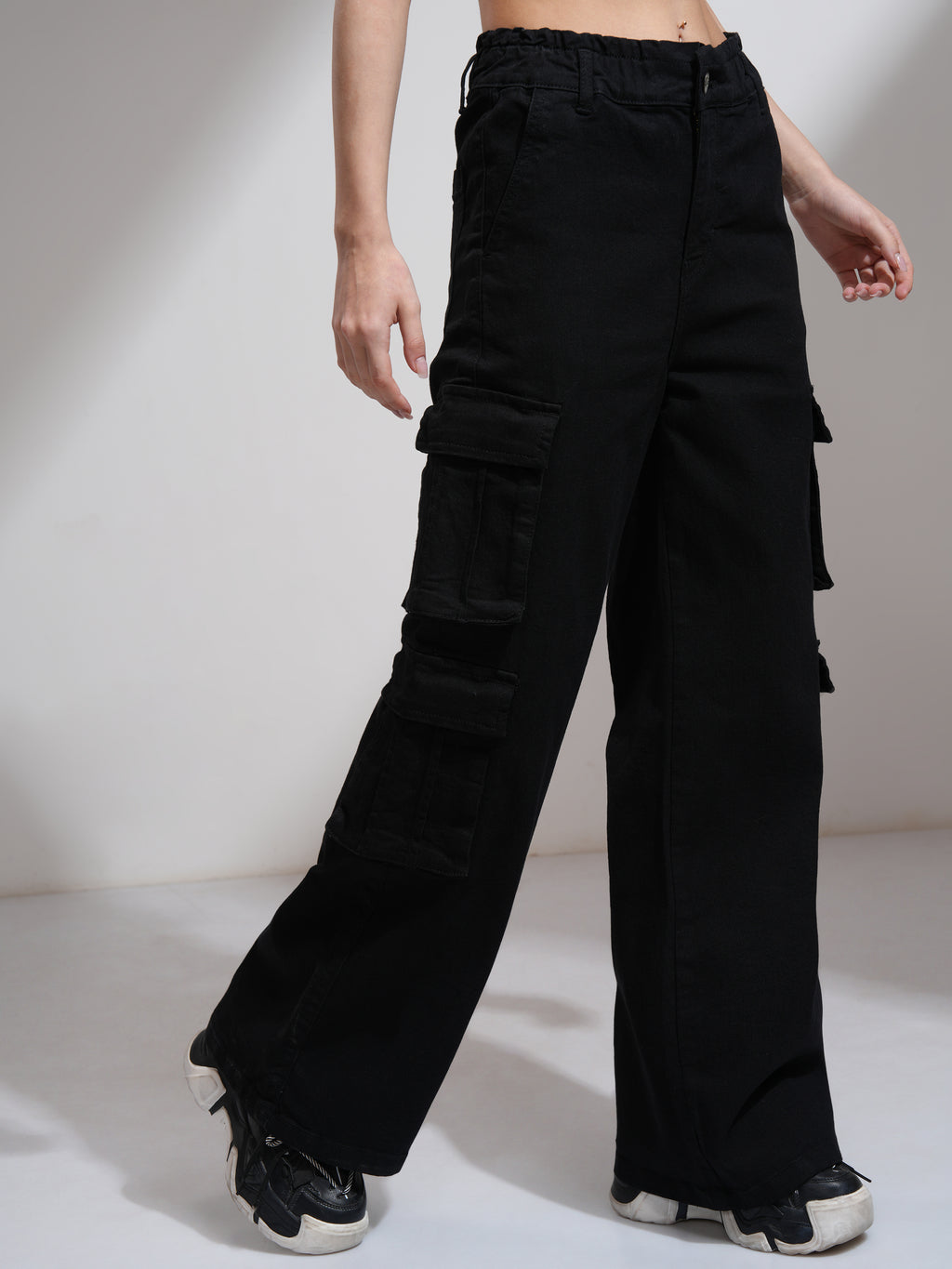 Tokyo Talkies Women Black Straight Fit Stretchable Jeans - Black - Image 6