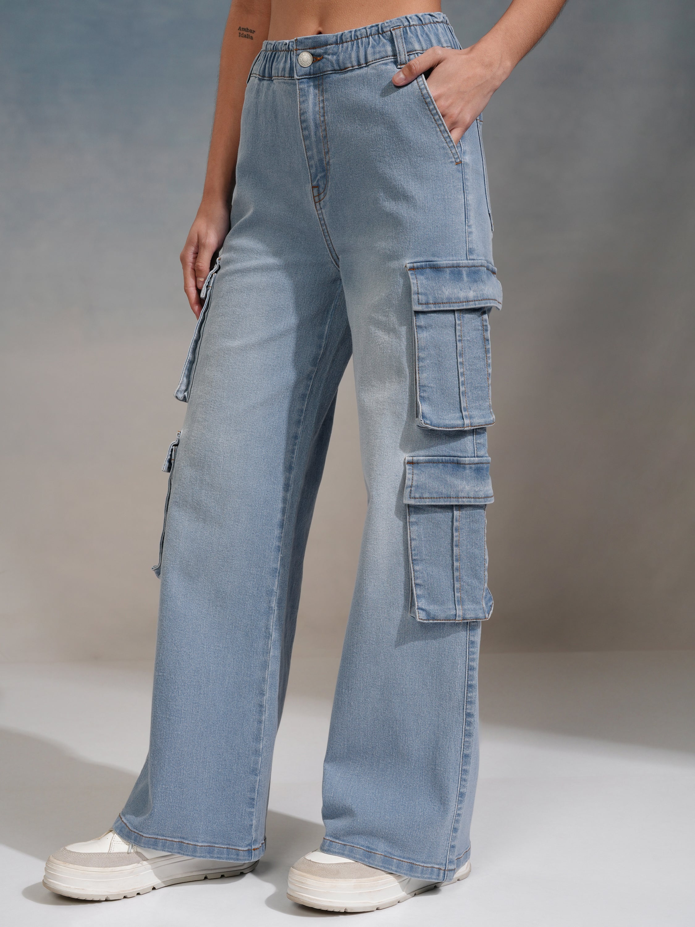 Tokyo Talkies Women Blue Straight Fit Stretchable Jeans - Blue - Image 4