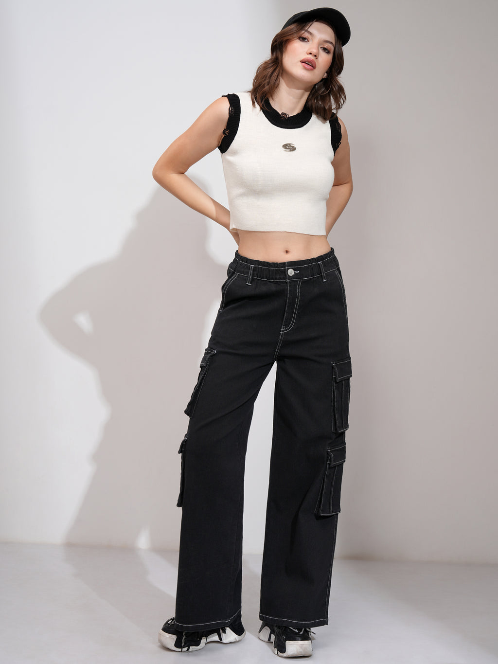 Tokyo Talkies Women Black Straight Fit Stretchable Jeans - Black - Image 2