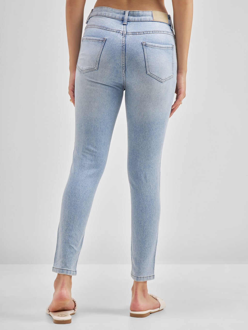 Basics By Tokyo Talkies Women Blue Slim Fit Jeans - Blue - Image 3