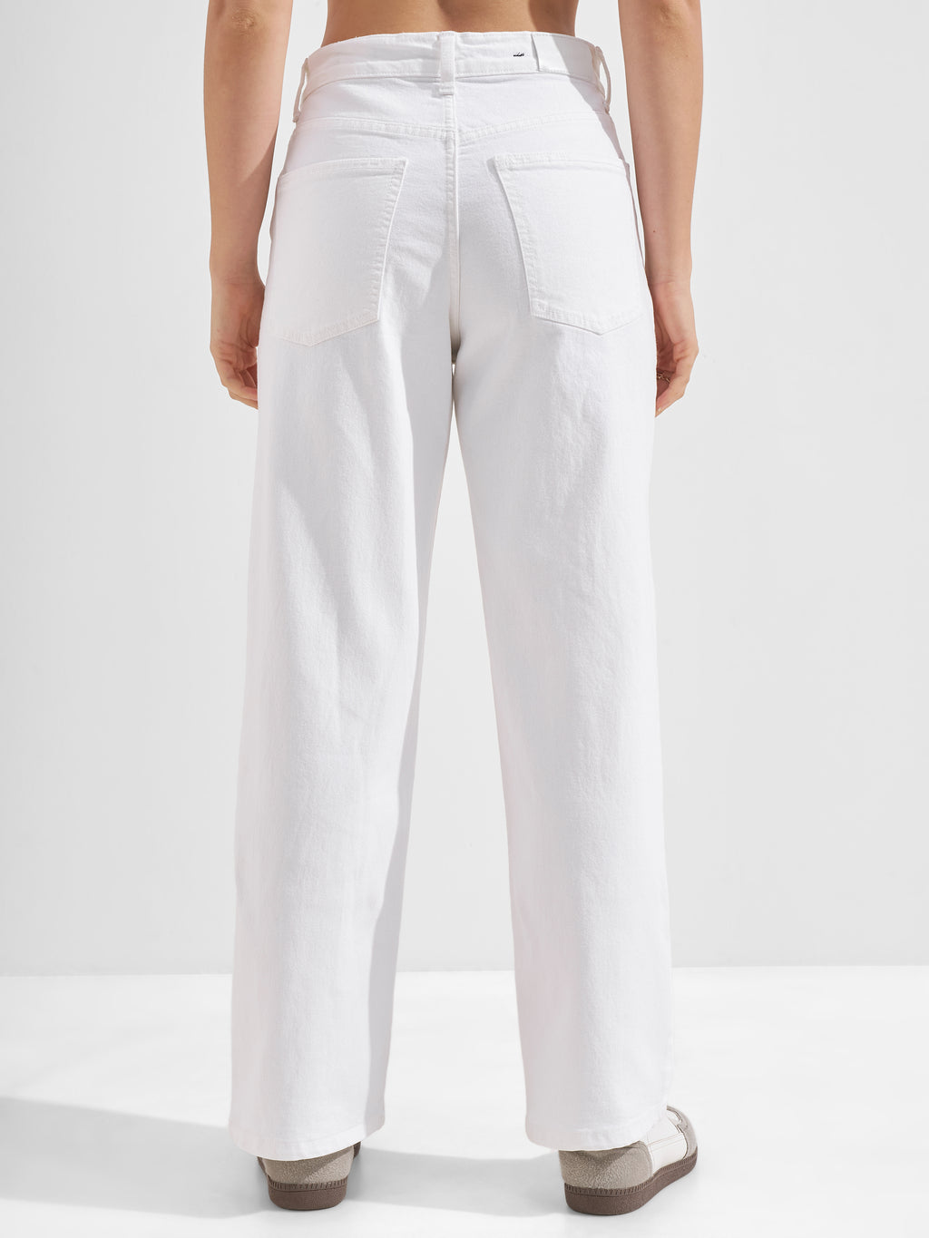 Tokyo Talkies Women White Relaxed Fit Jeans