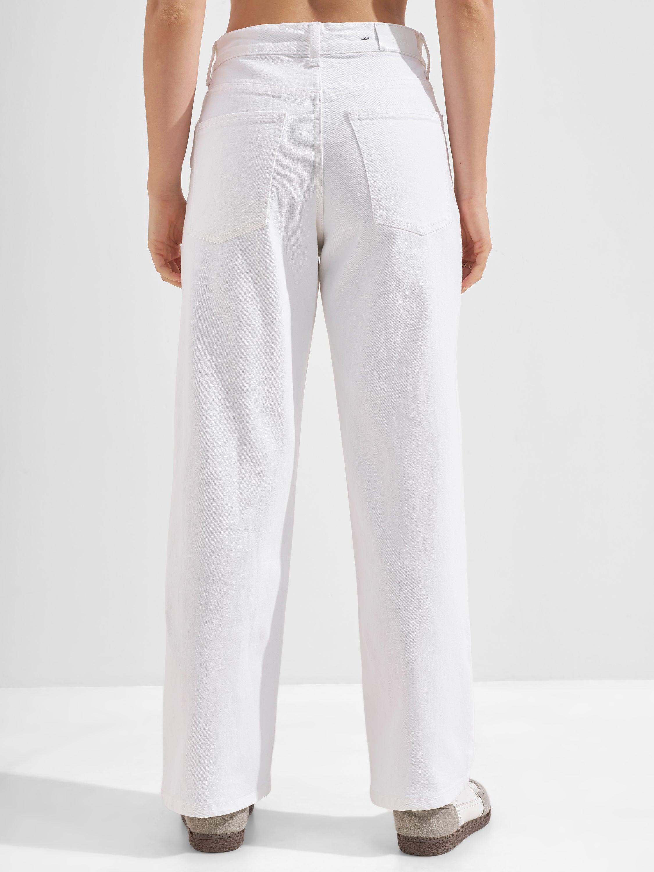 Tokyo Talkies Women White Relaxed Fit Jeans