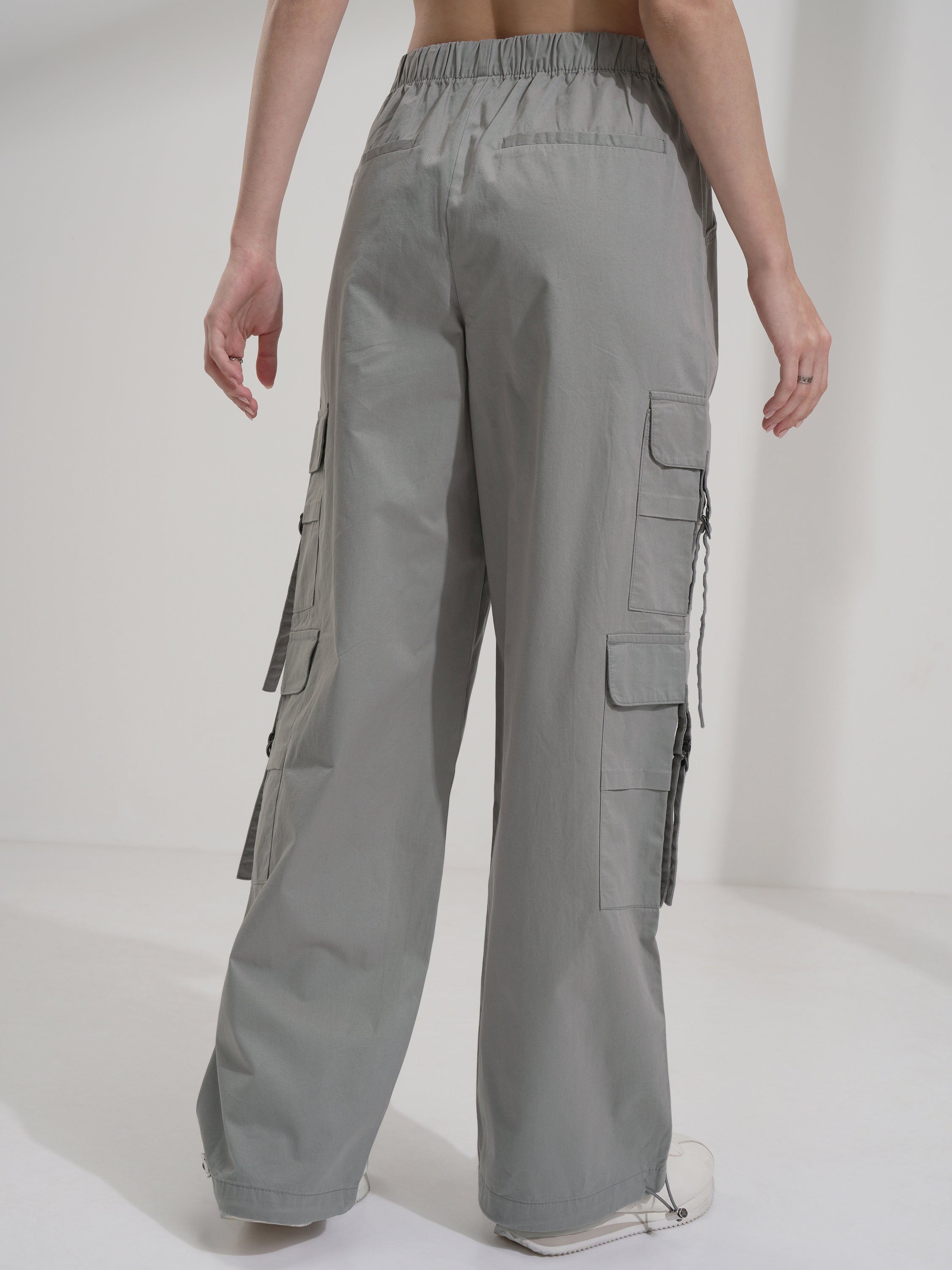 Tokyo Talkies Women Grey Solid Straight Fit Cargos - Grey - Image 3