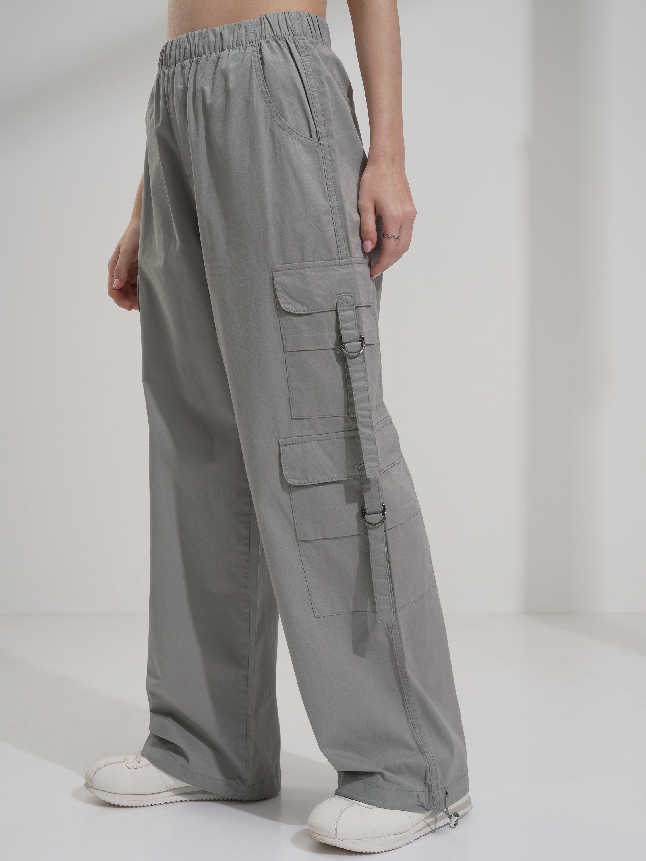 Tokyo Talkies Women Grey Solid Straight Fit Cargos - Grey - Image 4