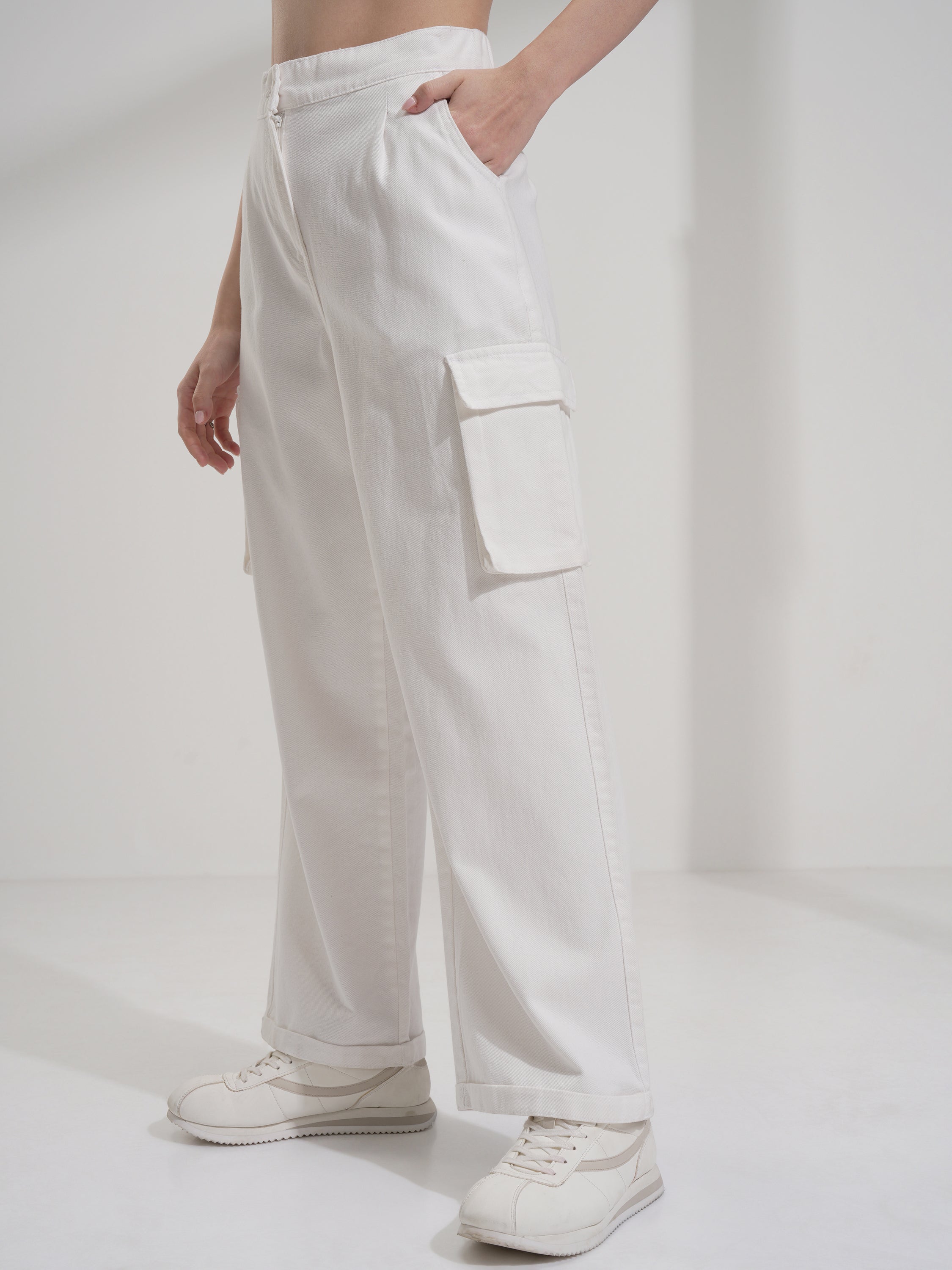 Tokyo Talkies Women White Solid Straight Fit Cargos - White - Image 4