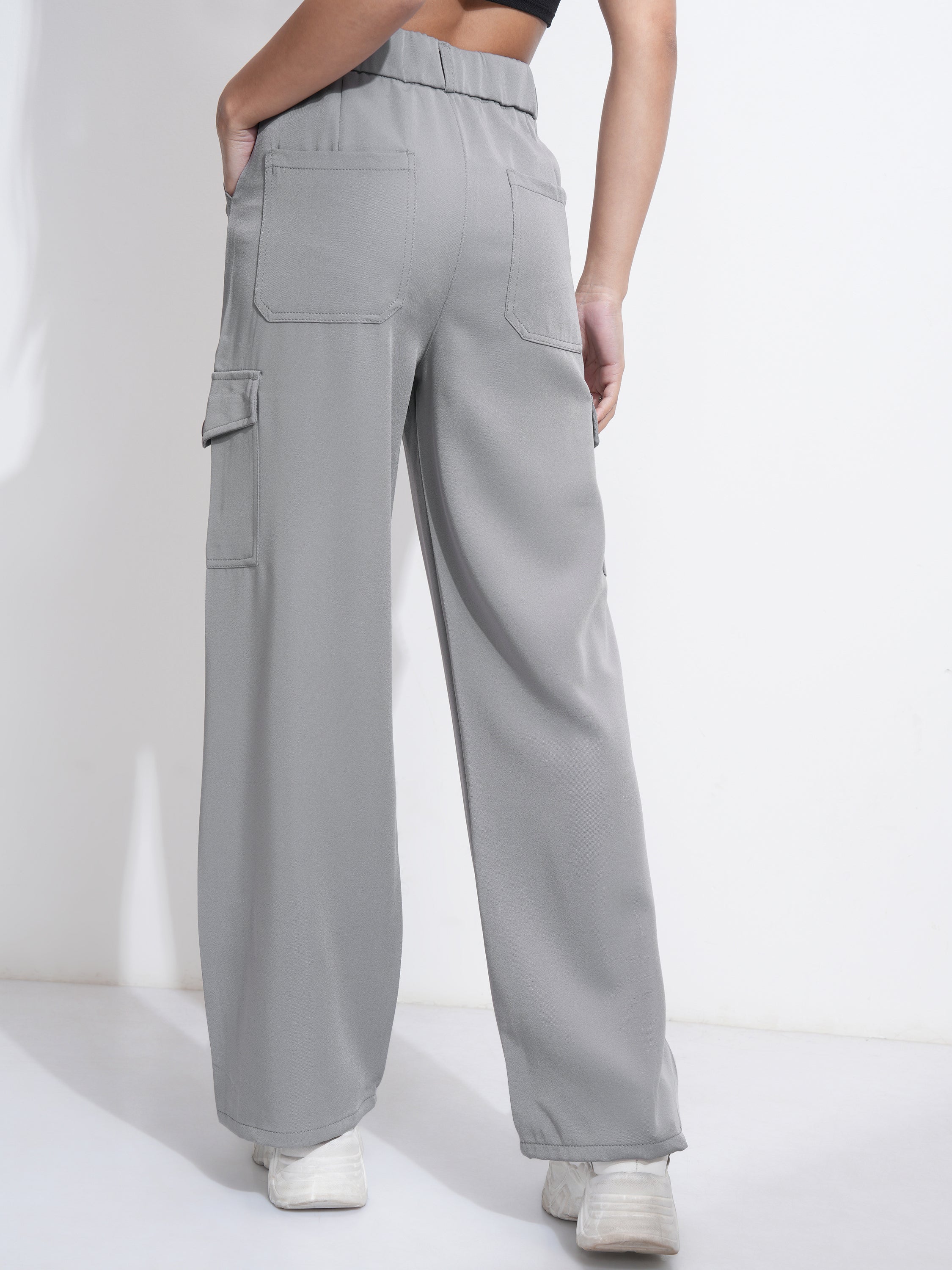 Tokyo Talkies Women Grey Solid Straight Fit Cargos - Grey - Image 3