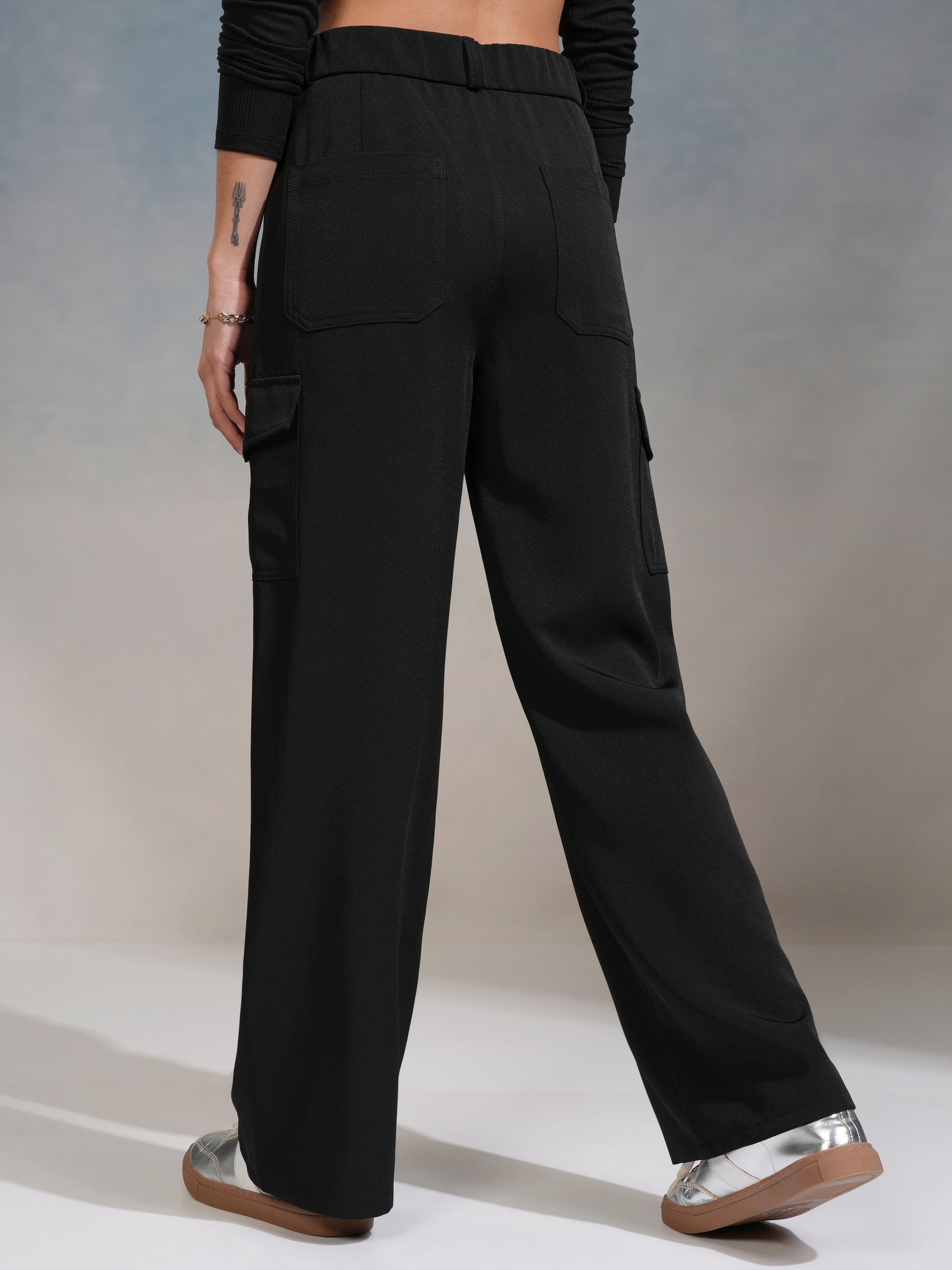 Tokyo Talkies Women Black Solid Straight Fit Cargos - Black - Image 3