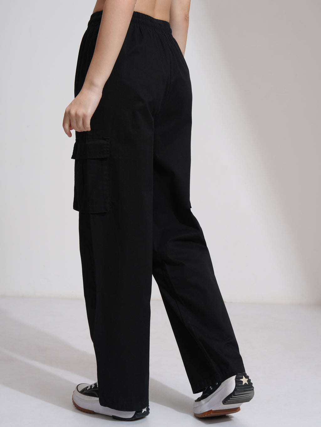 Tokyo Talkies Women Black Solid Straight Fit Cargos - Black - Image 3