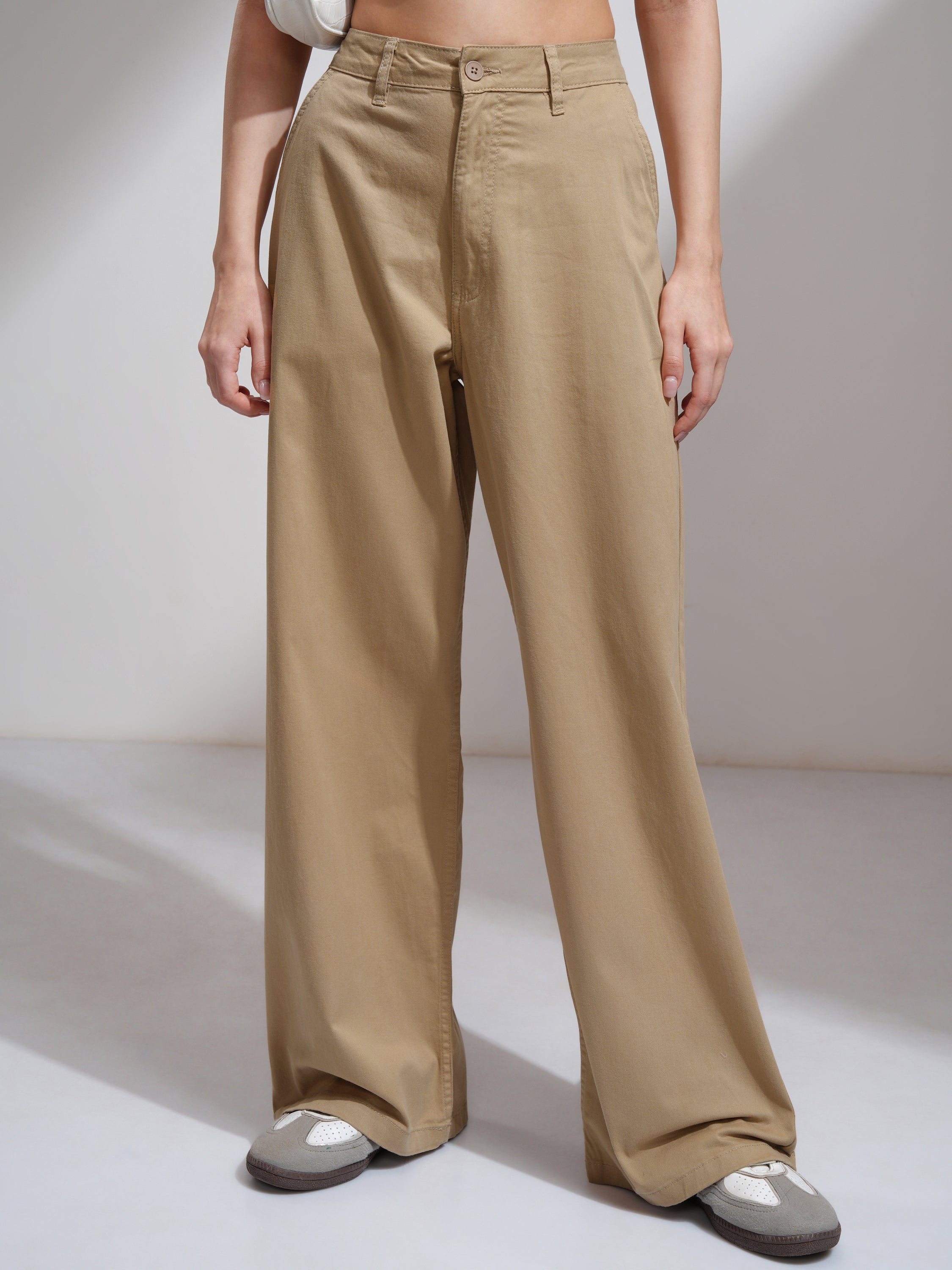 Tokyo Talkies Women Brown Solid Regular Fit Casual Trouser - Brown - Image 1