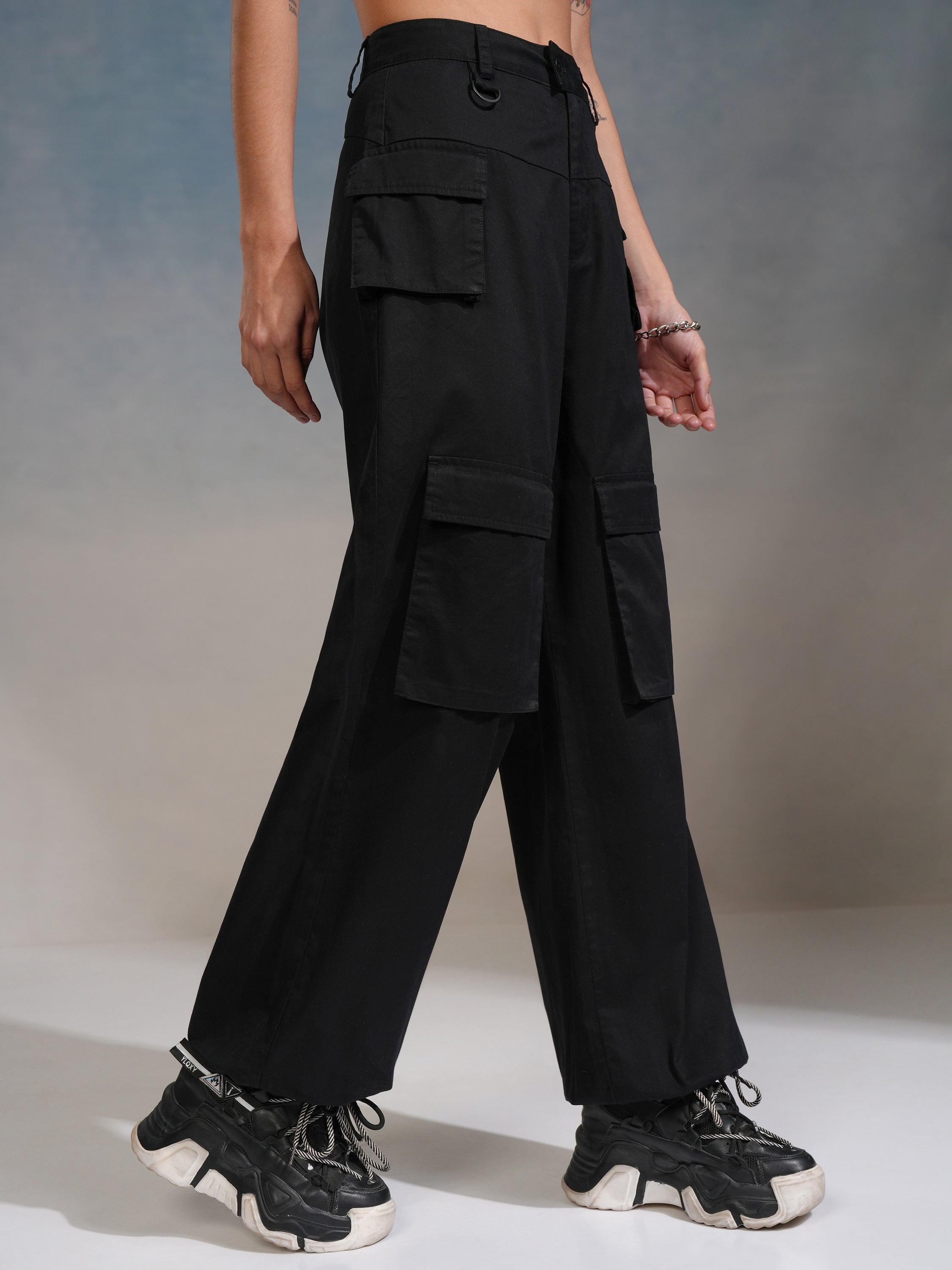 Tokyo Talkies Women Black Solid Flared Casual Trouser - Black - Image 6