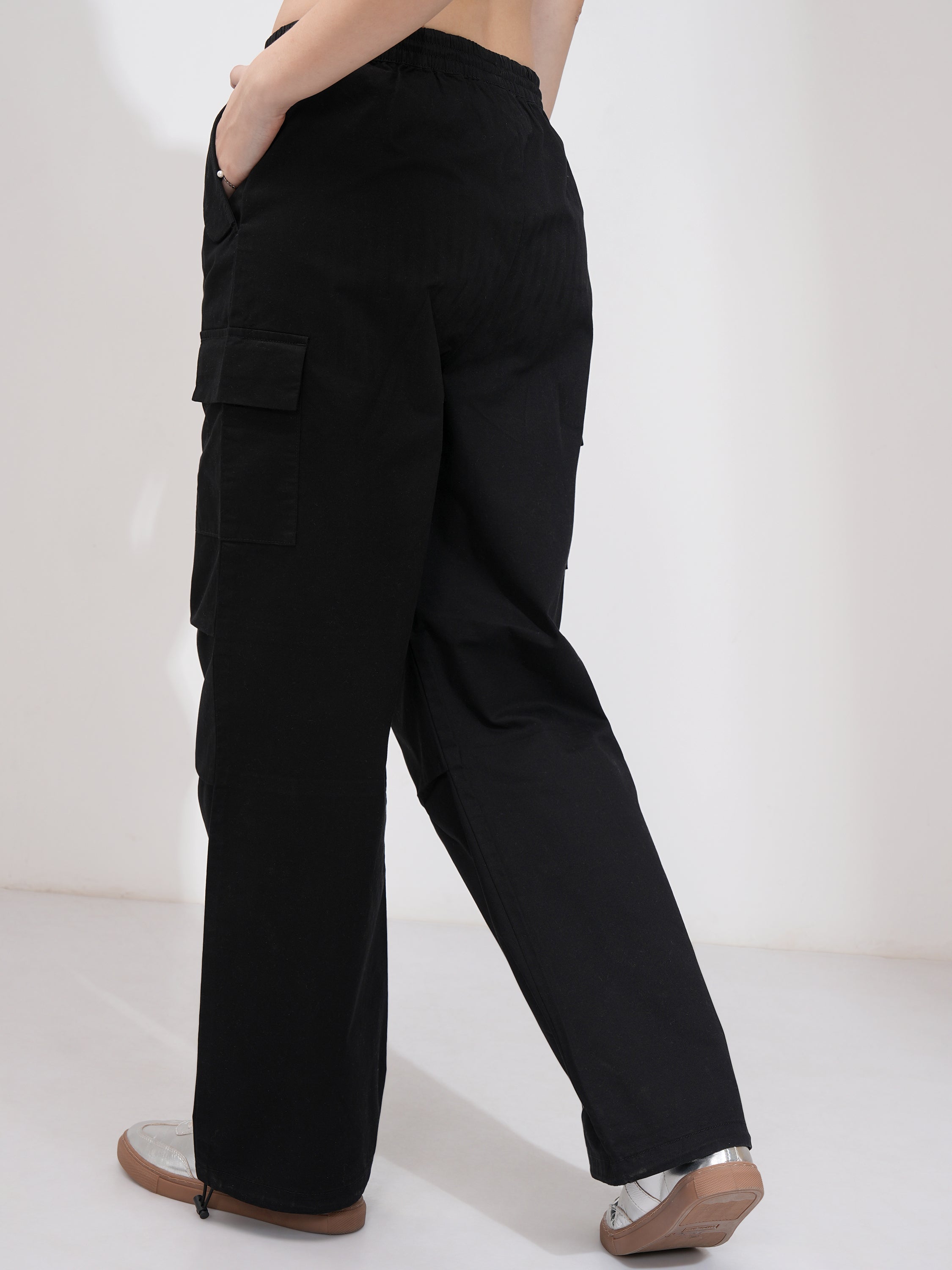 Tokyo Talkies Women Black Solid Straight Fit Cargos - Black - Image 3