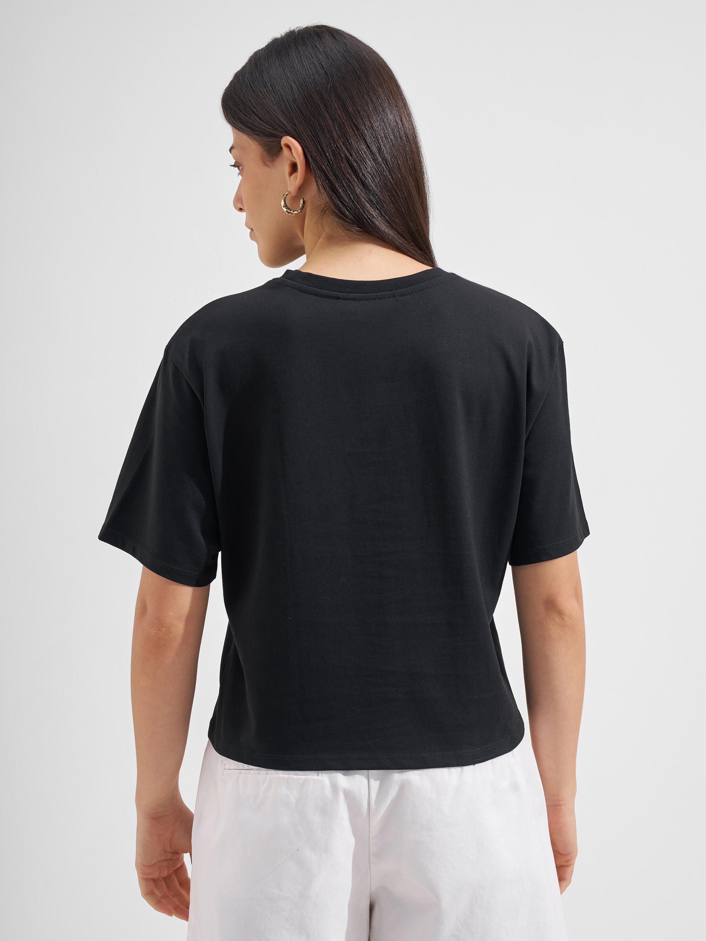 Tokyo Talkies Women Black Solid Round Neck T-Shirt