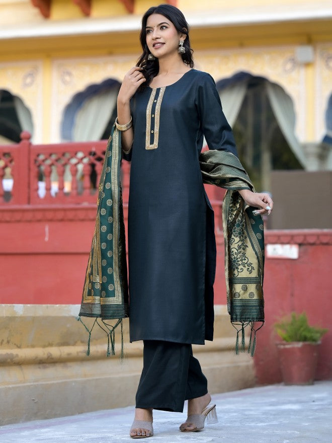 Vishudh Women Green Solid Kurta With Palazzo And Dupatta - Green - Image 2