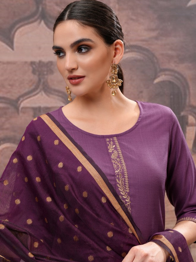 Vishudh Women Purple Solid Kurta With Trouser And Dupatta - Purple - Image 2