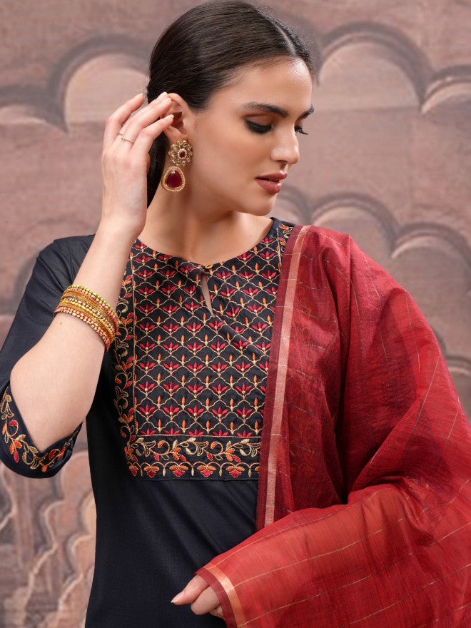 Vishudh Women Navy Blue Embroidered Kurta With Palazzo And Dupatta - Navy Blue - Image 2