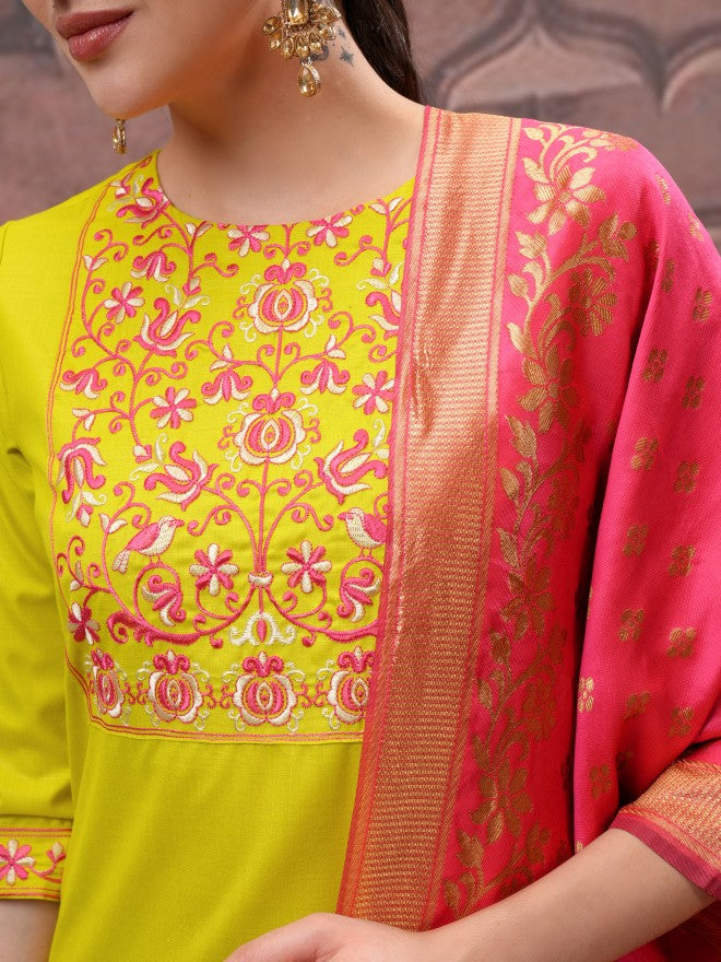 Vishudh Women Green Embroidered Kurta With Trouser And Dupatta - Green - Image 5