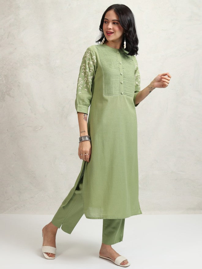 Vishudh Women Green Embroidered Kurta With Trousers - Green - Image 6