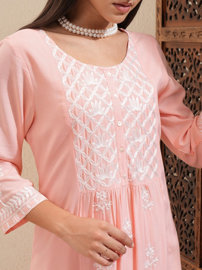 Vishudh Women Peach Embroidered Kurta With Palazzo - Peach - Image 5