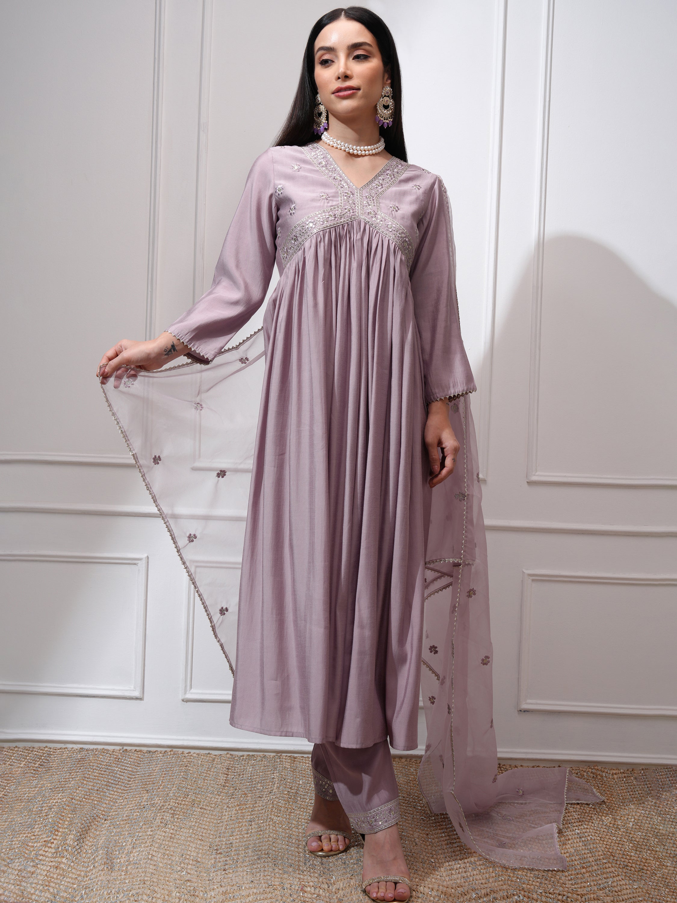 Vishudh Women Mauve Kurta With Palazzos And Dupatta - Mauve - Image 2