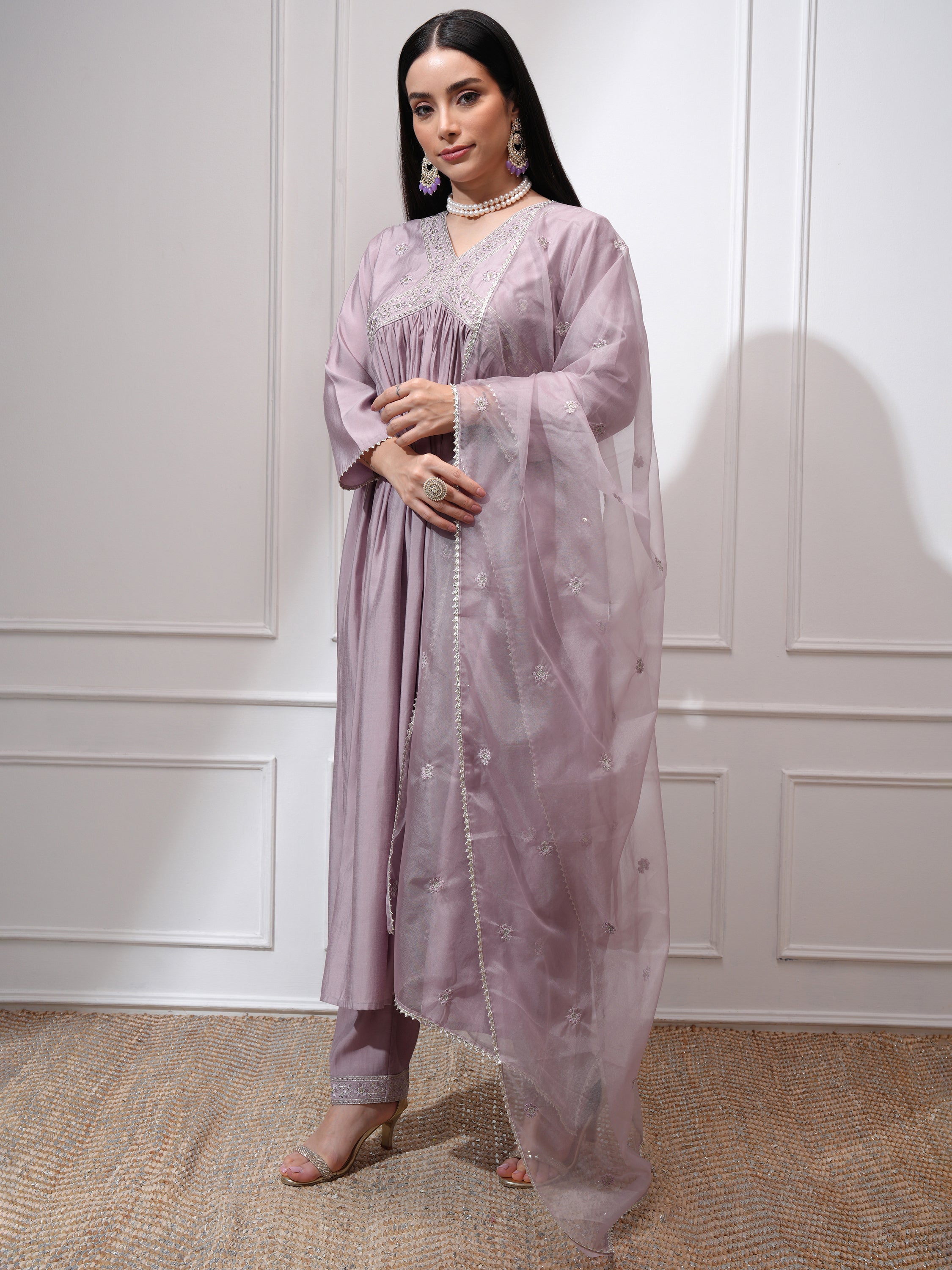 Vishudh Women Mauve Kurta With Palazzos And Dupatta - Mauve - Image 4