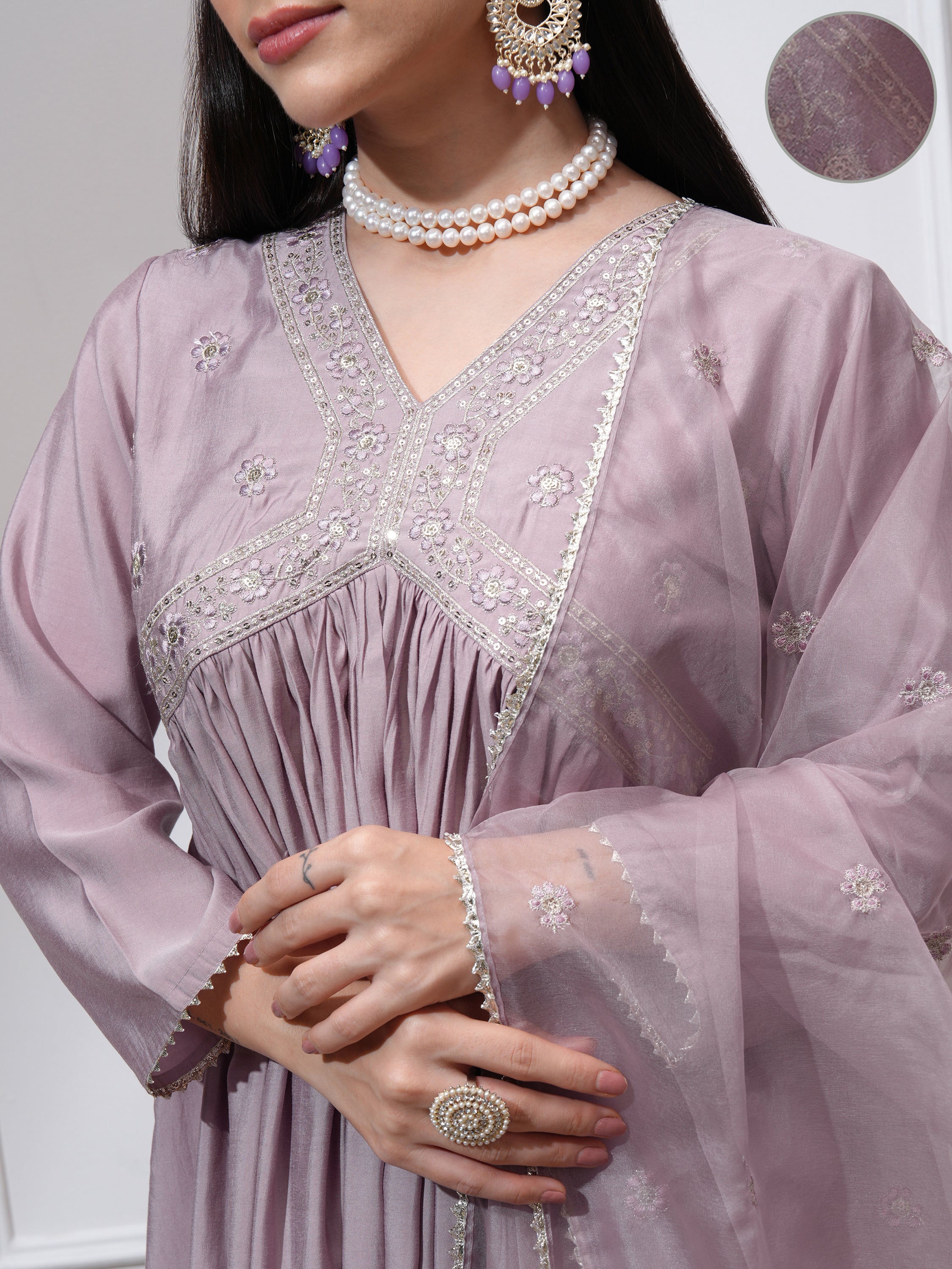 Vishudh Women Mauve Kurta With Palazzos And Dupatta - Mauve - Image 5