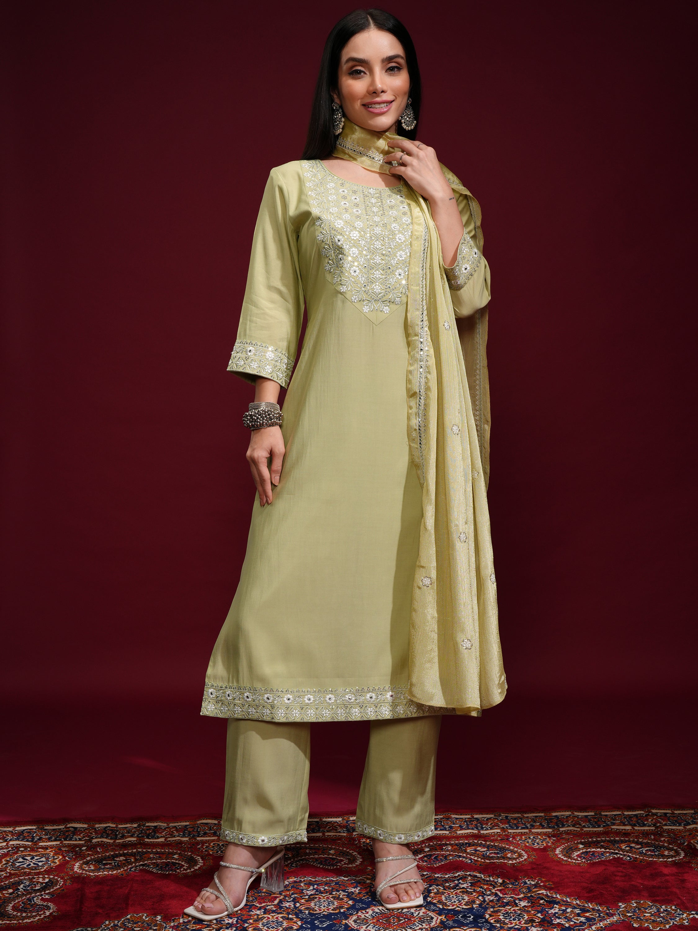 Vishudh Women Green Kurta With Palazzos And Dupatta - Green - Image 2