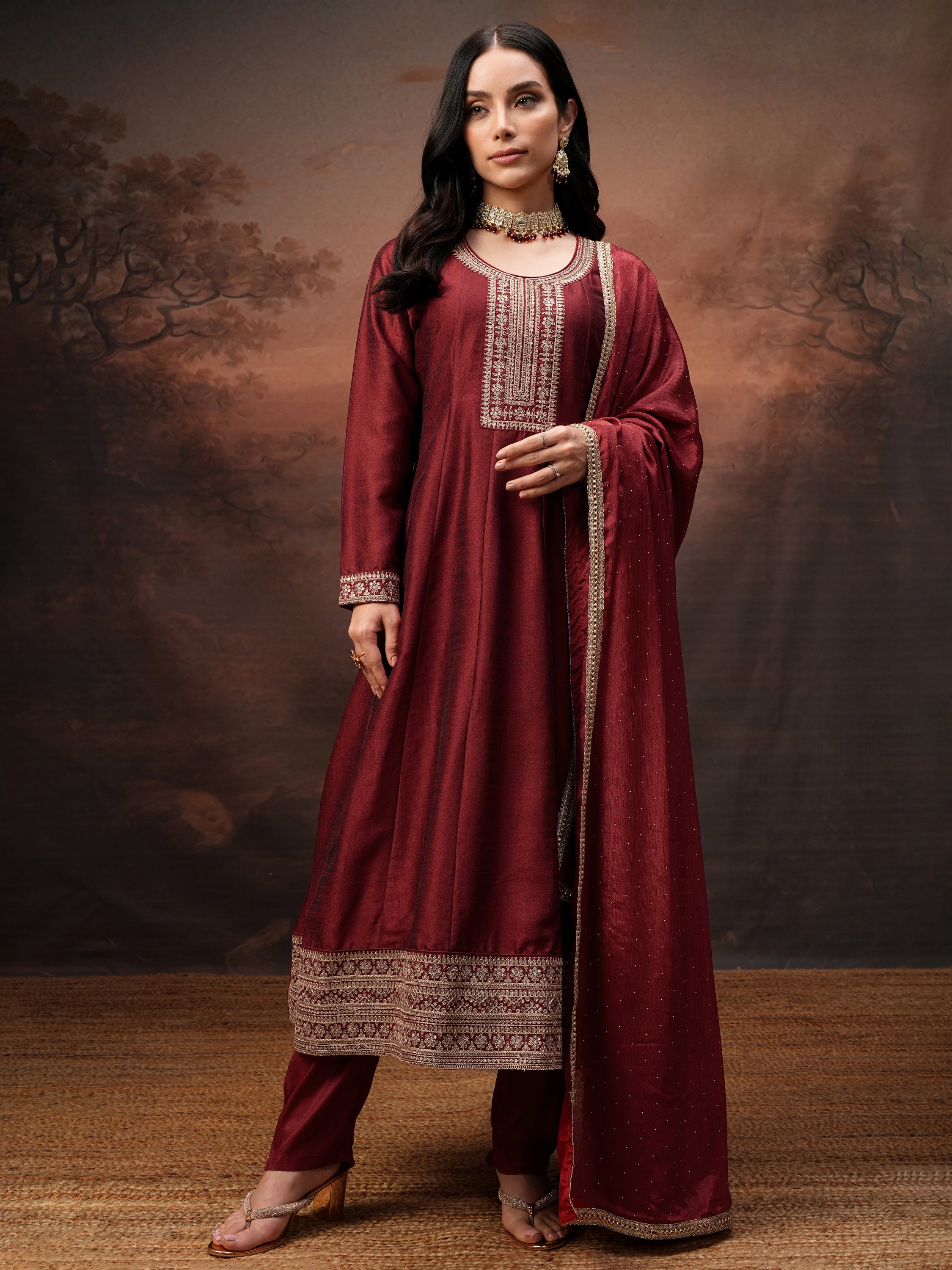 Vishudh Women Red Embroidered Kurta With Trouser And Dupatta - Red - Image 2