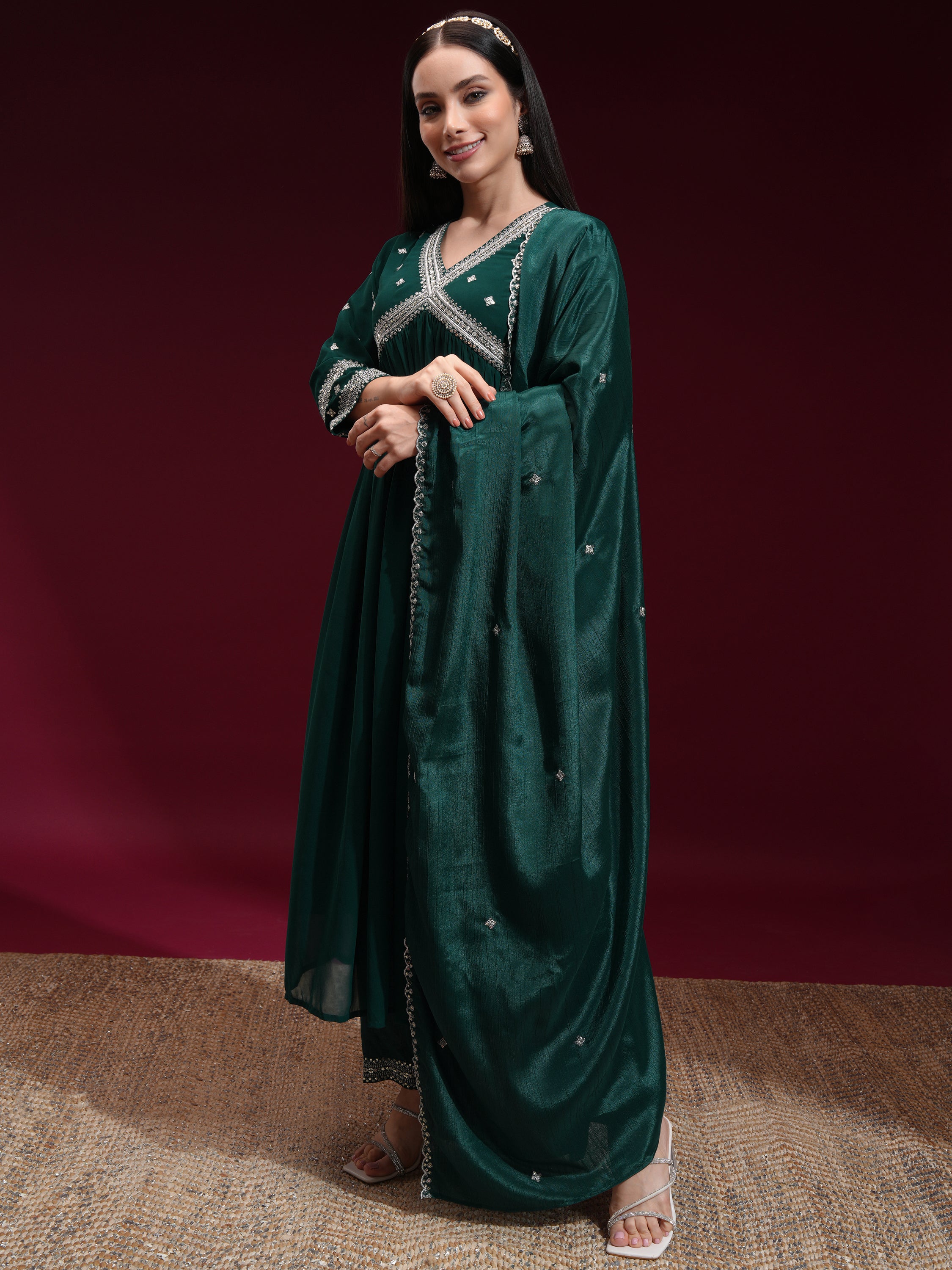 Vishudh Women Green Embroidered Kurta With Trouser And Dupatta - Green - Image 4