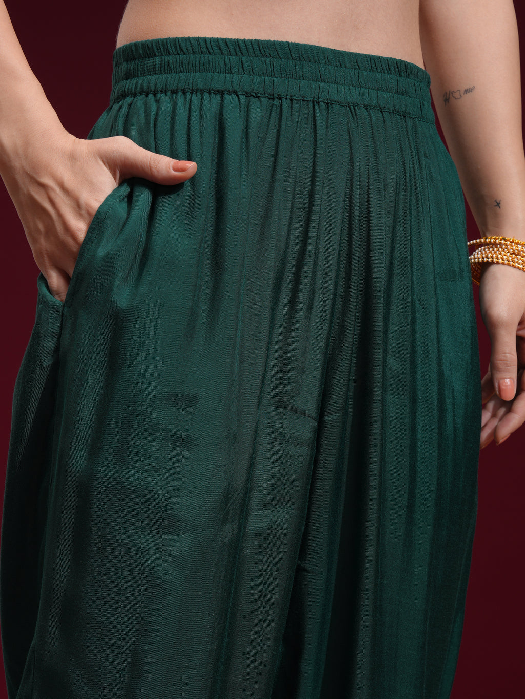 Vishudh Women Green Embroidered Kurta With Trouser And Dupatta - Green - Image 7