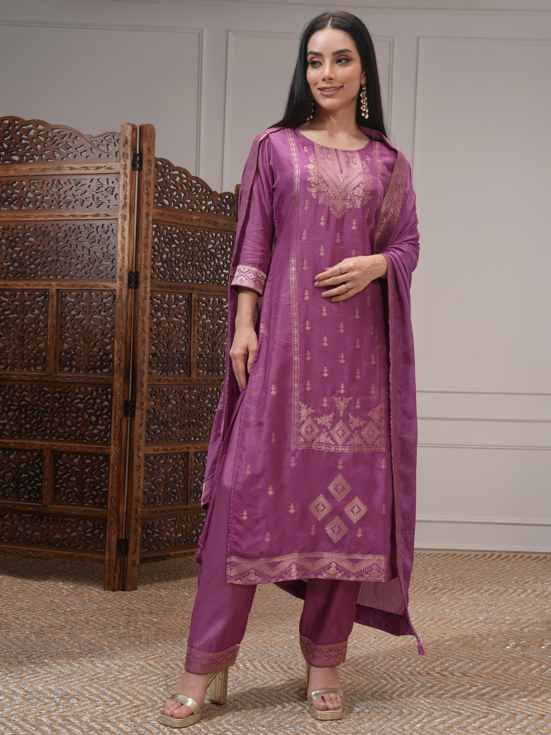 Vishudh Women Mauve Printed Kurta With Palazzo And Dupatta - Mauve - Image 2